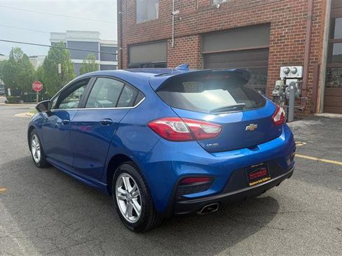 Used 2017 Chevrolet Cruze LT w/ Convenience Package image 18