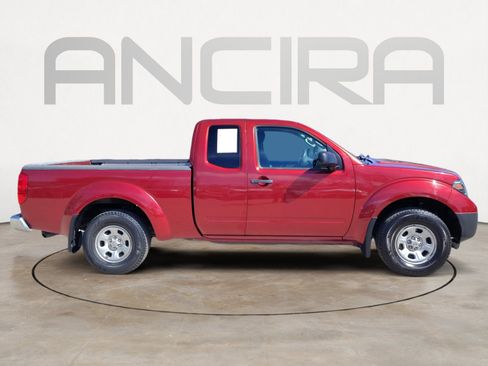 Used 2015 Nissan Frontier S image 11