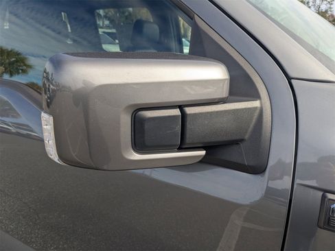 Used 2022 Ford F150 Lariat image 12