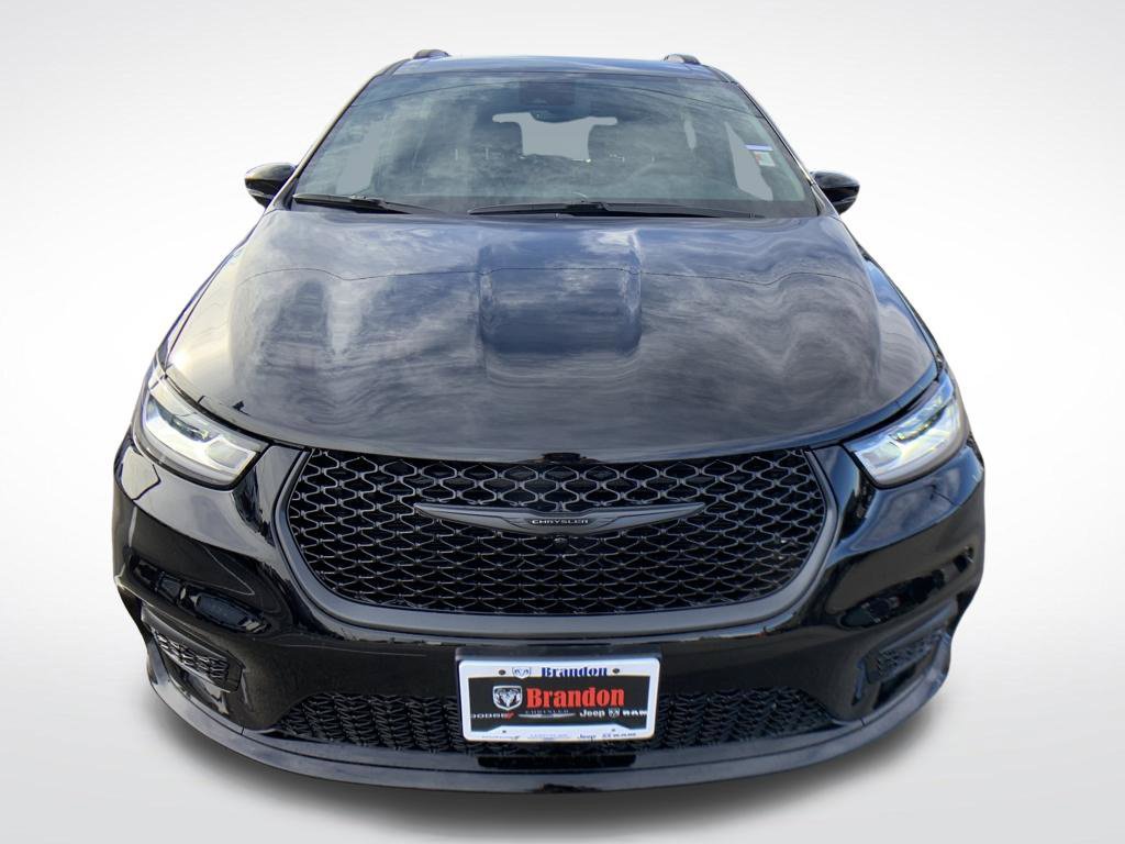 New 2026 Chrysler Pacifica Select w/ S Appearance Package AWD/4WD image 8