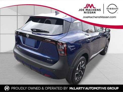 New 2026 Nissan Kicks SV w/ SV Premium Package AWD/4WD image 5
