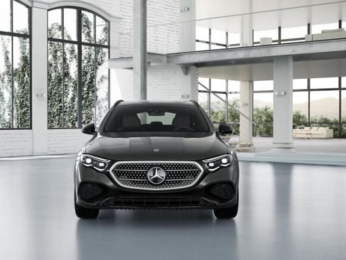 New 2026 Mercedes-Benz E 450 4MATIC All-Terrain Wagon image 7