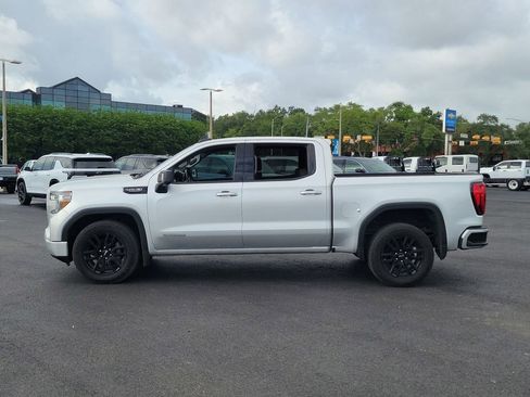 Used 2020 GMC Sierra 1500 Elevation w/ Elevation Value Package image 3