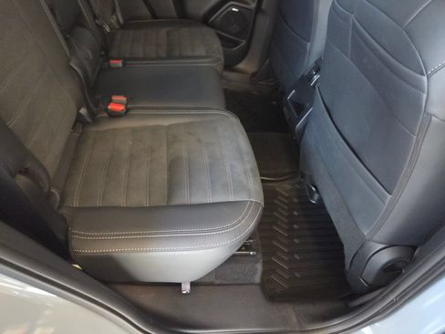 Used 2026 Mitsubishi Outlander LE AWD/4WD image 30