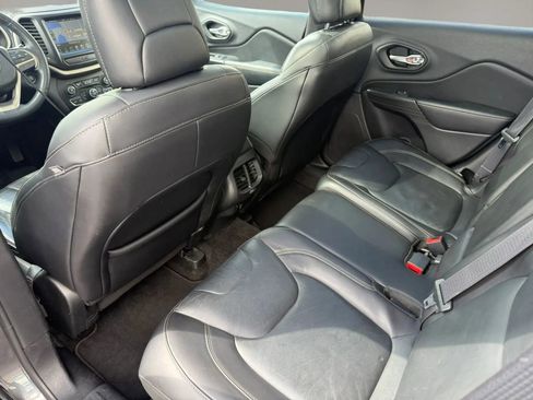 Used 2015 Jeep Cherokee Limited AWD/4WD image 33