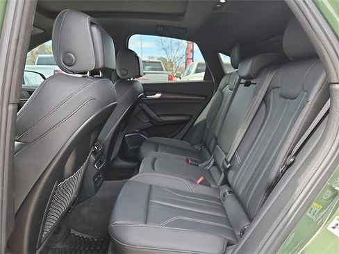 Used 2022 Audi Q5 2.0T Premium Plus image 11
