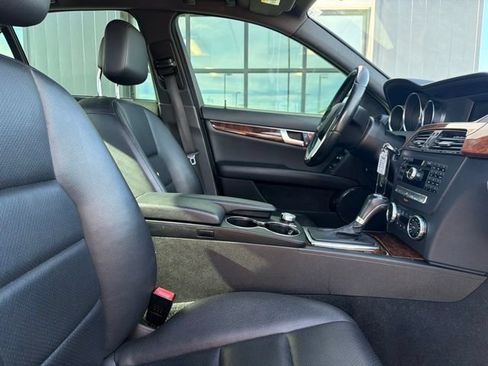Used 2012 Mercedes-Benz C 300 4MATIC Sedan image 9