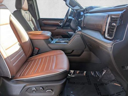 Used 2025 GMC Sierra 3500 Denali Ultimate image 22