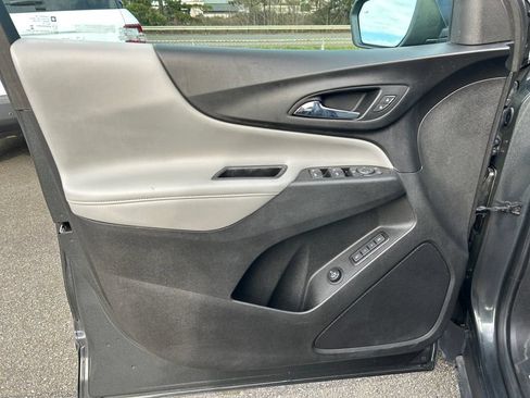 Used 2019 Chevrolet Equinox Premier w/ LPO, Cargo Package AWD/4WD image 22