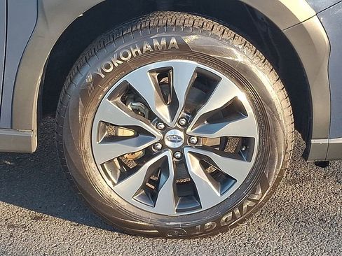 Used 2025 Subaru Outback Limited image 8