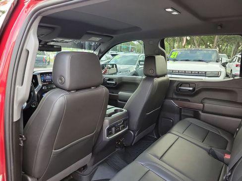 Used 2020 GMC Sierra 1500 SLT AWD/4WD image 10