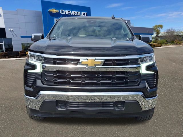Used 2025 Chevrolet Silverado 1500 LT AWD/4WD image 24