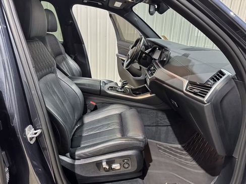 Used 2020 BMW X5 M50i w/ Executive Package AWD/4WD image 25