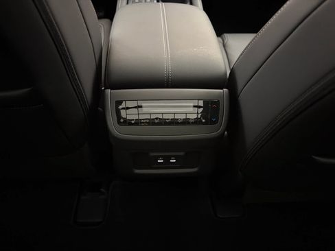 New 2026 Nissan Pathfinder SL w/ SL Premium Package FWD image 21