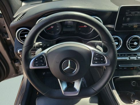Used 2019 Mercedes-Benz GLC 300 image 23