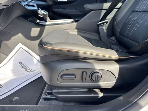 New 2026 Buick Envista Avenir image 12