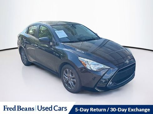 Used 2019 Toyota Yaris LE FWD image 21