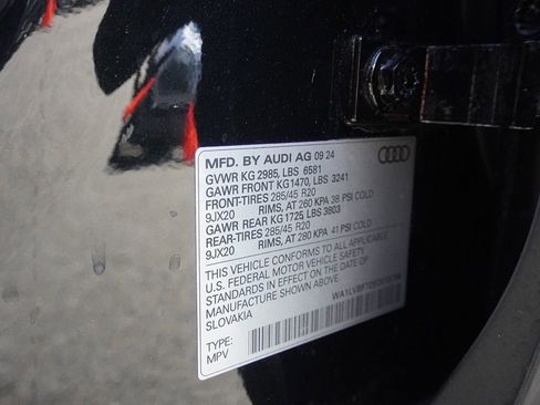 Used 2025 Audi Q7 3.0T Premium Plus AWD/4WD image 59