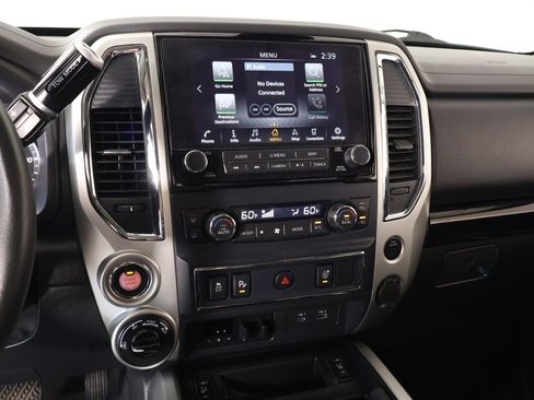 Used 2021 Nissan Titan SV w/ SV Convenience Package AWD/4WD image 5