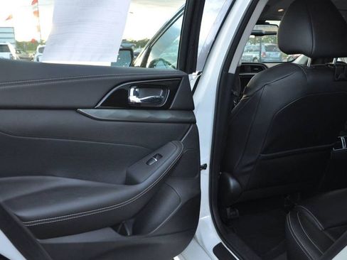 Used 2021 Nissan Maxima 3.5 SV w/ Floor Mat Group image 13