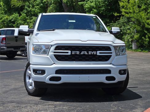 Used 2023 RAM 1500 Lone Star AWD/4WD image 3