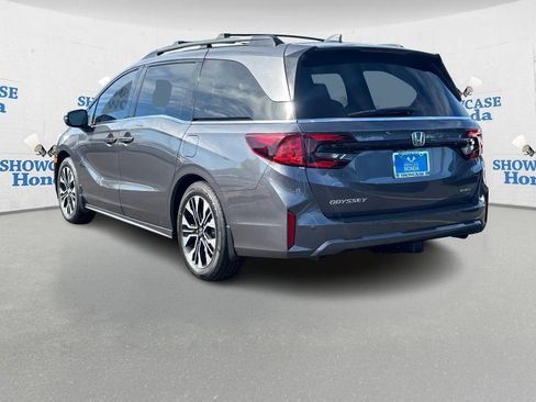 New 2026 Honda Odyssey Elite image 3