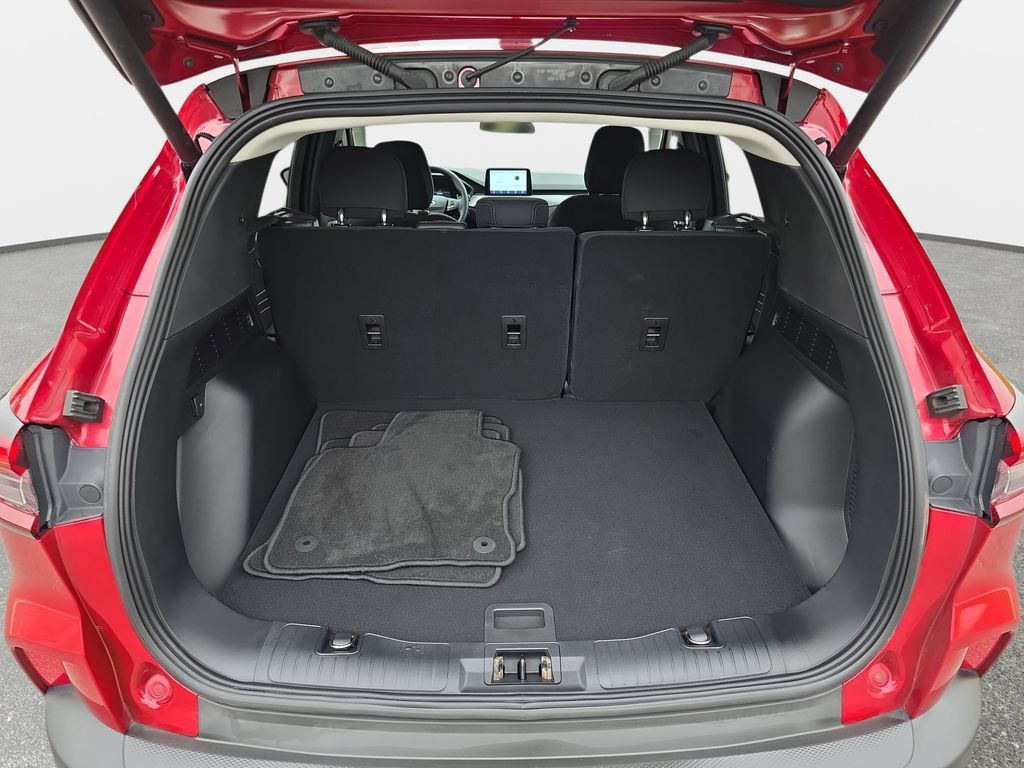 Certified 2023 Ford Escape Active FWD image 10
