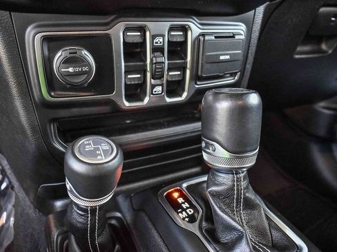 Used 2023 Jeep Wrangler Unlimited Sahara w/ Cold Weather Group image 18