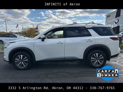 Used 2024 Nissan Pathfinder SL image 10