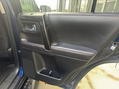 Used 2021 Toyota 4Runner TRD Off-Road Premium image 39