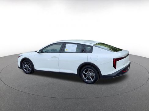 Used 2025 Kia K4 FWD image 10