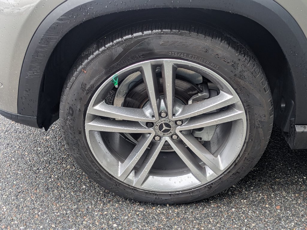 Used 2022 Mercedes-Benz GLE 350 w/ Premium Package image 11
