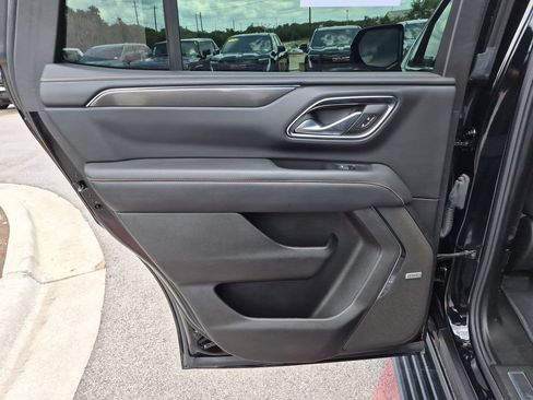 Certified 2024 GMC Yukon AT4 w/ AT4 Premium Plus Package AWD/4WD image 36