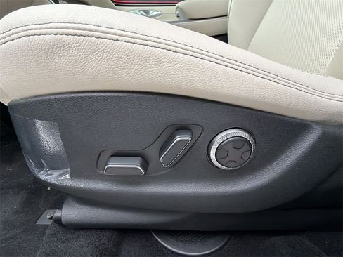 New 2026 Genesis GV70 2.5T Advanced image 14