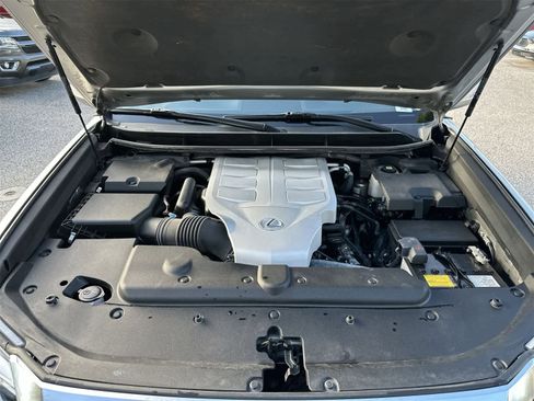 Used 2023 Lexus GX 460 Premium image 10