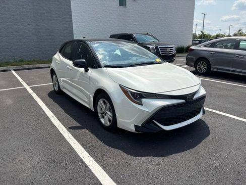 Used 2020 Toyota Corolla SE FWD image 3