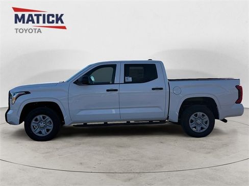 New 2026 Toyota Tundra SR image 4