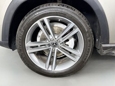 Used 2021 Mercedes-Benz GLE 350 w/ Premium Package image 38