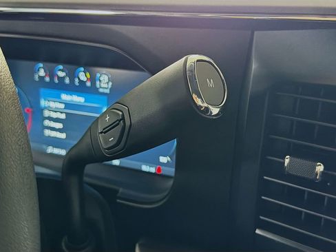 New 2026 Ford F250 XLT w/ XLT Premium Package AWD/4WD image 18