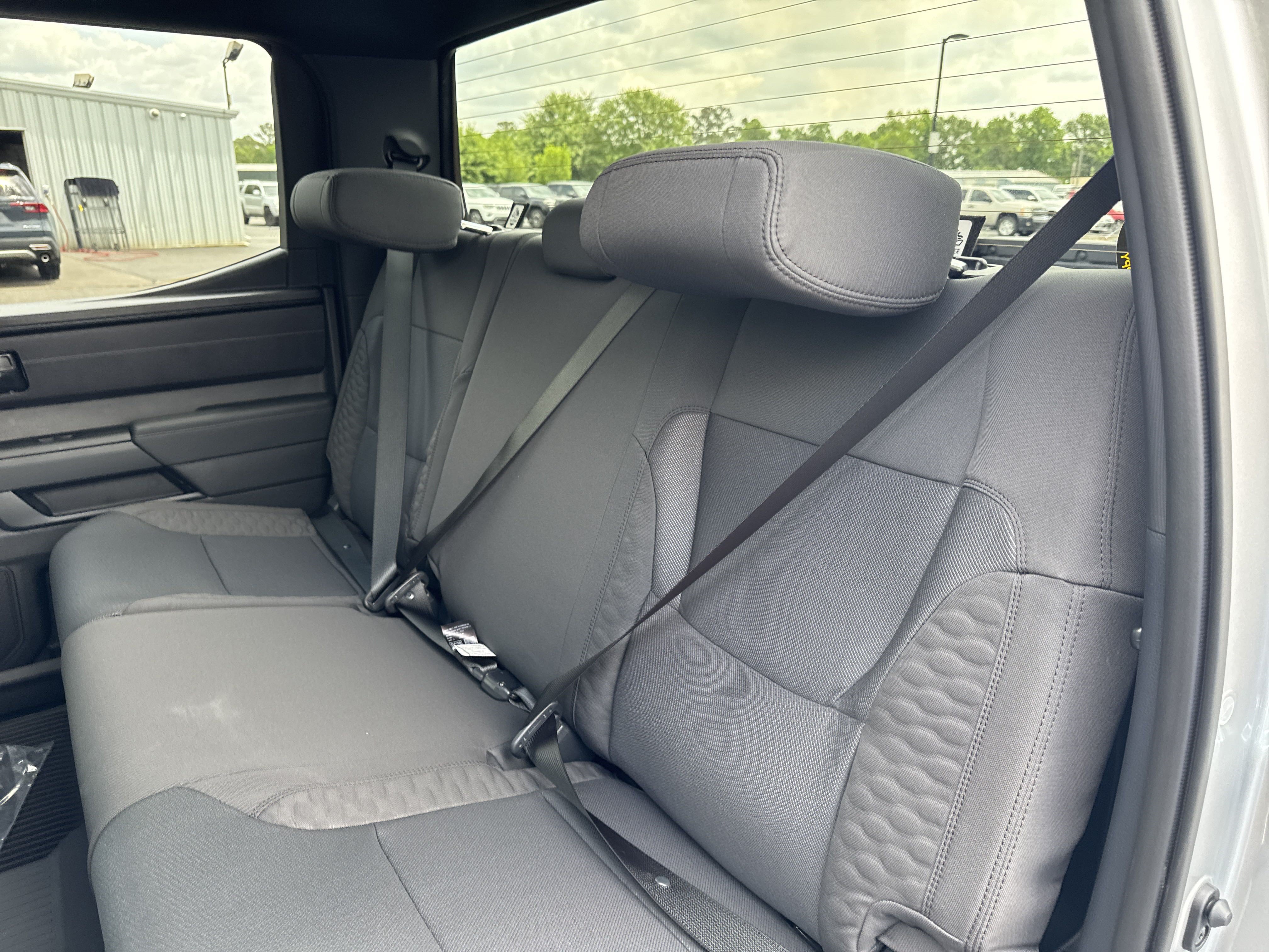 New 2025 Toyota Tundra SR w/ SR Tow Package AWD/4WD image 24
