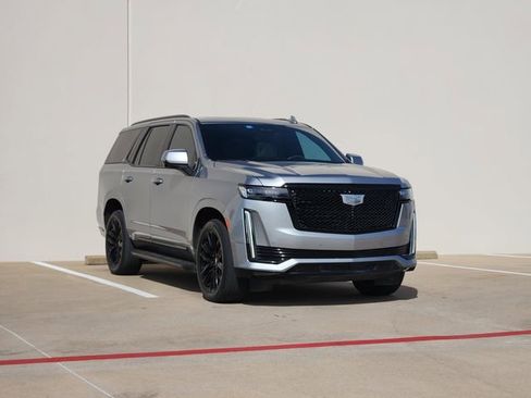 Used 2023 Cadillac Escalade Sport image 3