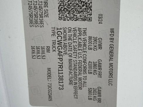 Used 2024 Chevrolet Express 2500 Work Van w/ Driver Convenience Package image 27