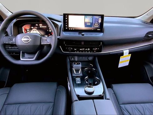 New 2026 Nissan Rogue Platinum AWD/4WD image 7