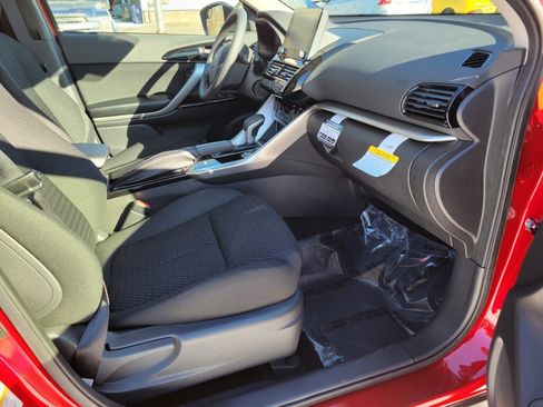 New 2025 Mitsubishi Eclipse Cross LE image 11