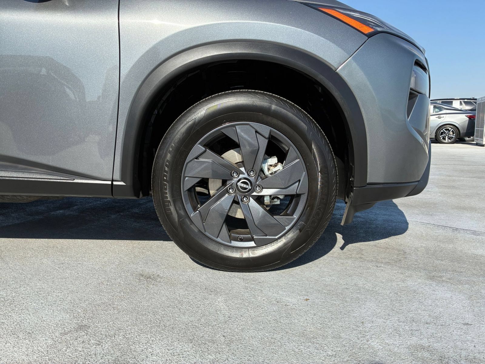 Used 2026 Nissan Rogue SV AWD/4WD image 31