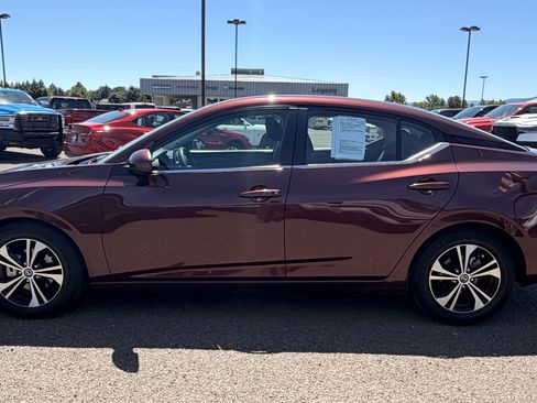 Used 2023 Nissan Sentra SV FWD image 4