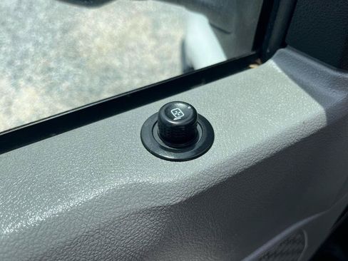 Used 2022 Ford E-350 and Econoline 350 Super Duty RWD image 24