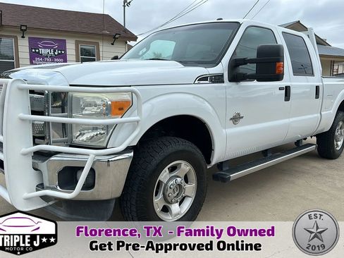 Used 2016 Ford F250 XLT w/ XLT Value Package AWD/4WD image 1