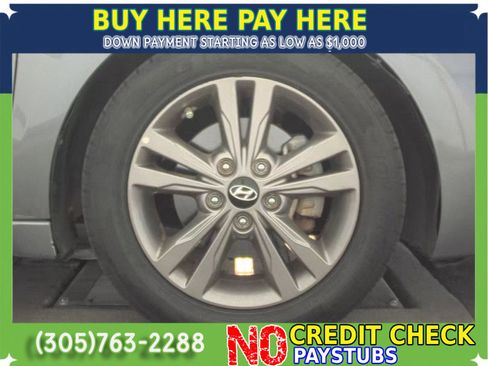 Used 2018 Hyundai Elantra SEL FWD image 17