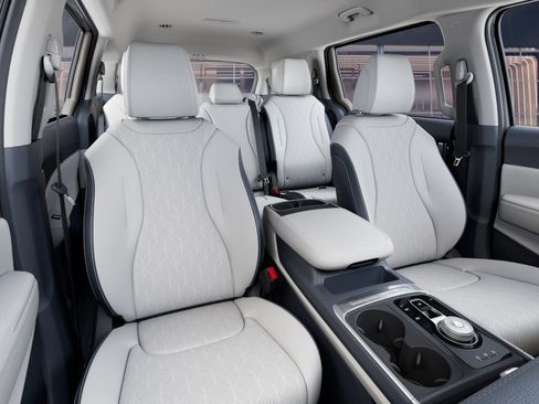 New 2026 Kia Carnival EX FWD image 15